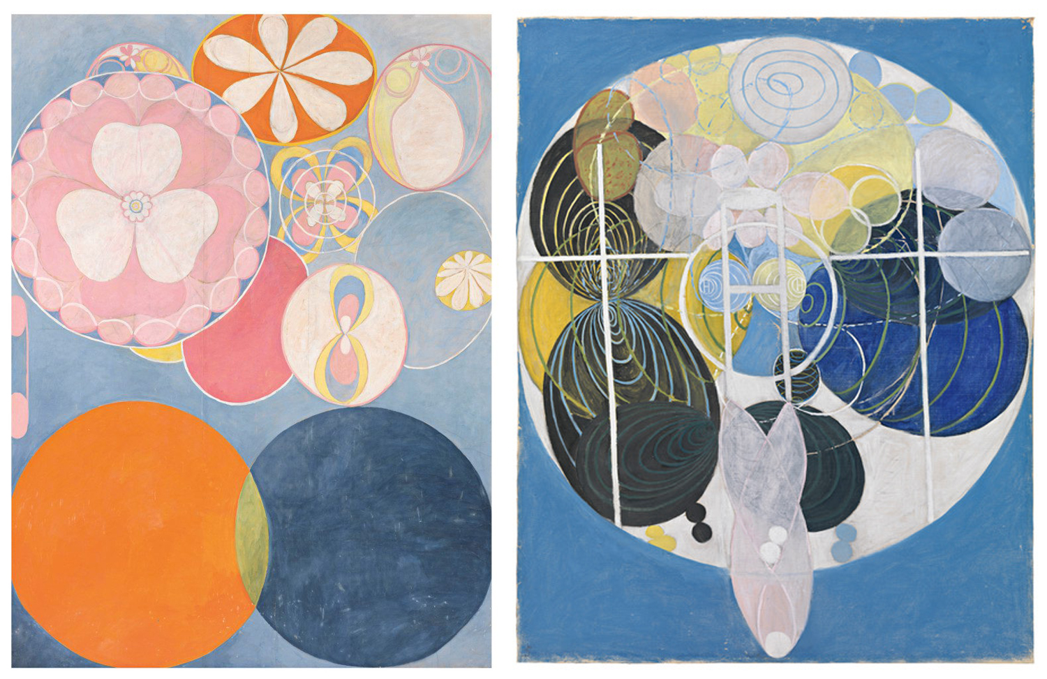 Två av Hilmas abstrakta tavlor. Den ena går i blått, rosa och orange den andra med blå nyanser och lite gult. Båda är målade med mönster i form av cirklar och blomblad.